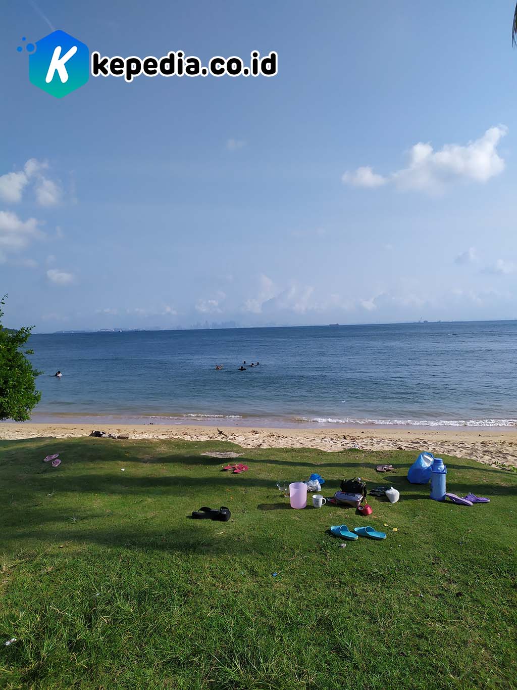 Pesona Pantai Tanjung Pinggir: Liburan yang Mengesankan