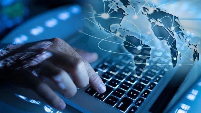 Perkembangan teknologi dan akses informasi Perkembangan teknologi dan akses informasi