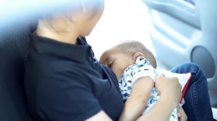 Mudik menyusui pesawat asi tetap lebaran momen aman lancar stok ibu bayi